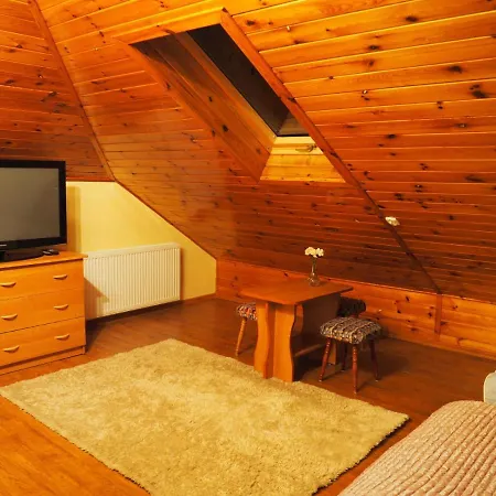 Slowhouse - Dom Z Wlasna Sauna! Semesterbostad *